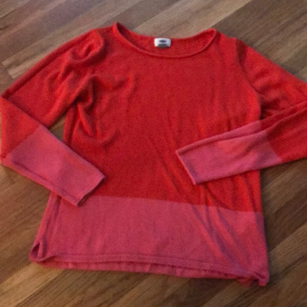 Red/Pink Top
